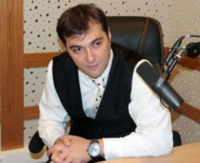 Emin Musəviyə AĞIR İTKİ