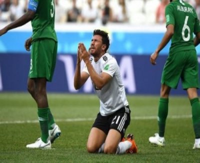 Misir məğlub oldu, futbolçu ürək tutmasından öldü